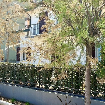 Villa Dolcevita Bellaria-Igea Marina Exteriör bild