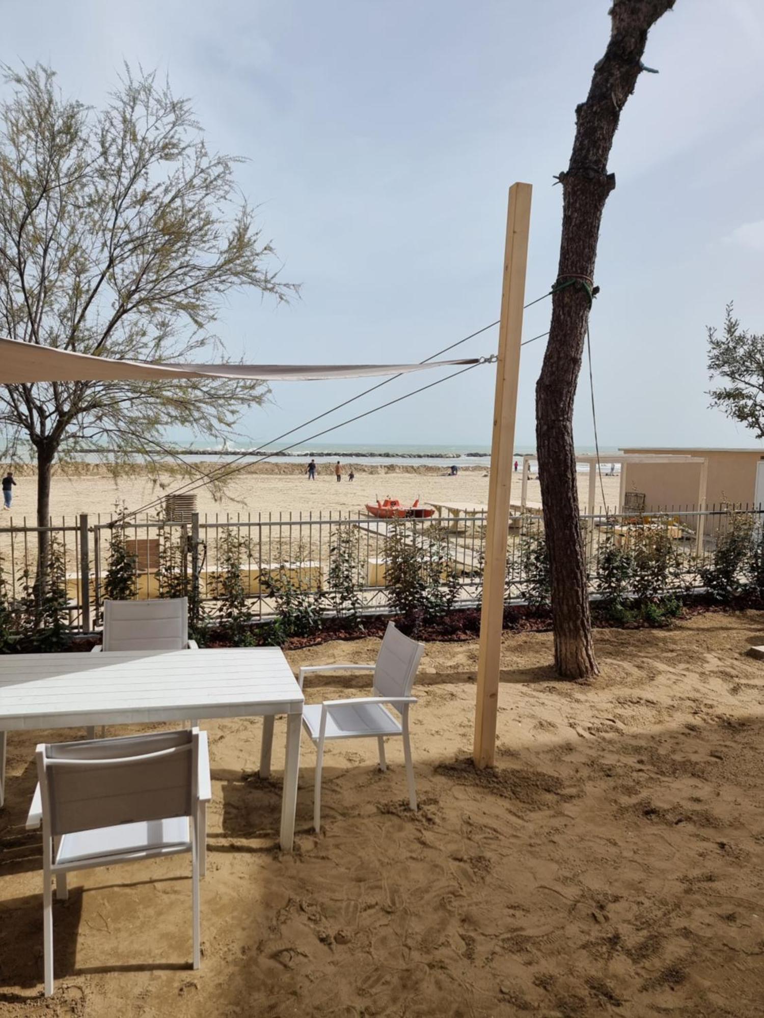 Villa Dolcevita Bellaria-Igea Marina Exteriör bild